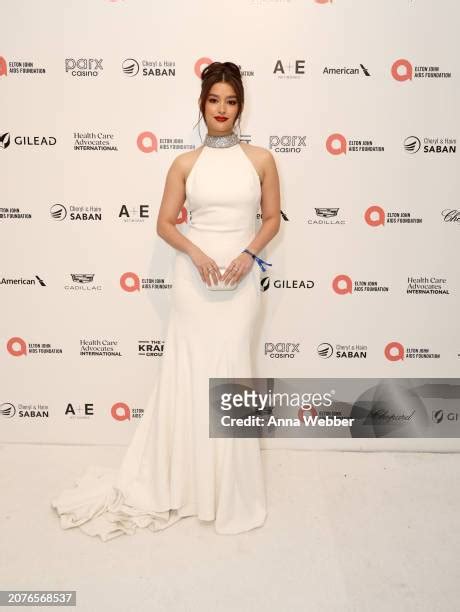 liza soberano cleavage|181 Liza Soberano Photos & High Res Pictures .